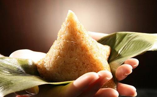 端午節(jié)棕葉飄香 健康吃粽子的竅門(mén)