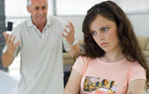 青春期心理上產生叛逆 應對青春期叛逆的方法