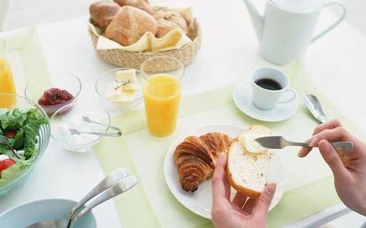 飲食規(guī)律可促進(jìn)人體新陳代謝 成年人合理飲食建議