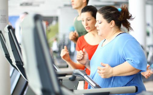 腋下有贅肉，怎么都減不下去？可能是副乳在作祟，還可能