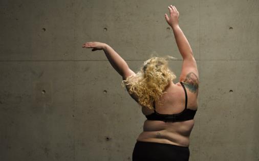 腋下有贅肉，怎么都減不下去？可能是副乳在作祟，還可能