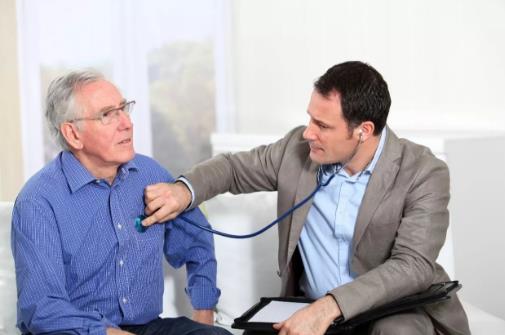 平時不痛不癢，一查癌癥就是晚期？醫生奉勸：7類人需定期