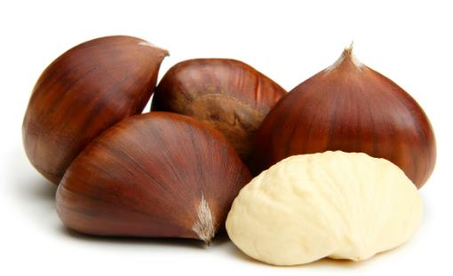 這種堅果好處多,若中老年人堅持吃2周,身體7大好處顯而易