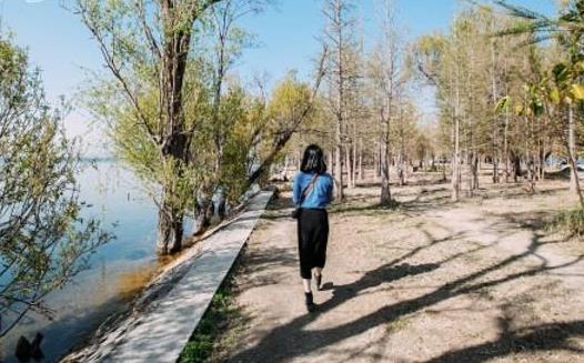 散步可以讓身體放松強身健體 散步的講究