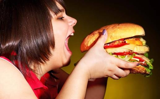 得脂肪肝的不都是胖子 脂肪肝也是酒精傷肝的結果