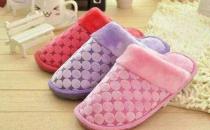 老人拖鞋不合腳 不僅易致疲勞還增加摔倒風(fēng)險