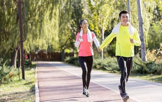 堅持快速走路 走掉多種疾病