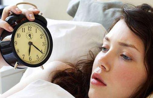 起床緩沖緩沖失敗 適當的賴床卻有益于身體健康