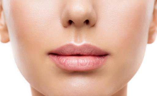 嘴巴周圍發黑的飲食調理 唇毛過多的去除方法