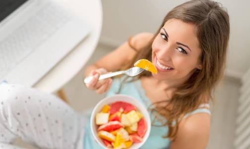 長(zhǎng)期飯后吃水果 很是傷身啊