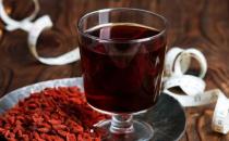 保溫杯里泡枸杞是養(yǎng)生的標(biāo)志 枸杞的這些禁忌要知道