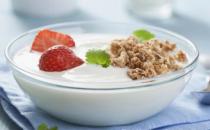 酸奶營養高不可過多飲用 喝酸奶最養生的四個時間段