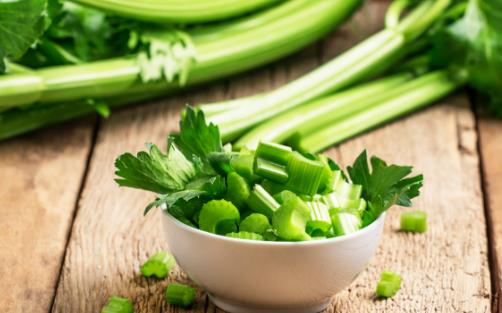 蛀牙疼痛難受 引發(fā)蛀牙的5個(gè)原因