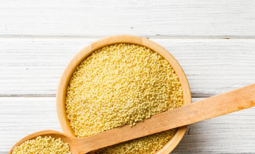 采用食療助眠改善睡眠質量 安神助眠的食療方