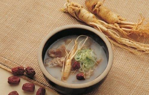 老年人喝湯應謹慎 最適合老人喝的營養湯
