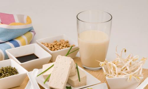 吃豆制品補(bǔ)鈣、補(bǔ)充蛋白質(zhì),吃多了也有壞處?尤其是豆泡