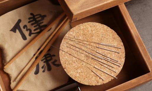 針灸和艾灸的區(qū)別 傳統(tǒng)針灸的7種實(shí)用功效