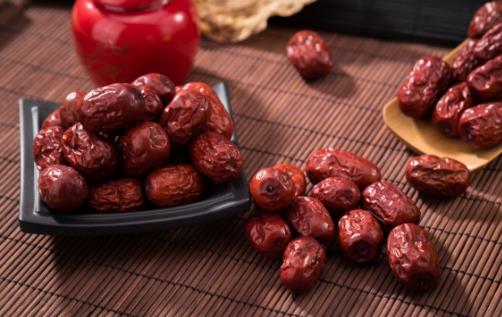 經常吃紅棗有助養肝 但是這些人不宜吃