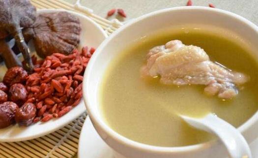 適合減肥飲用的四款營養瘦身湯 減肥喝湯注意事項