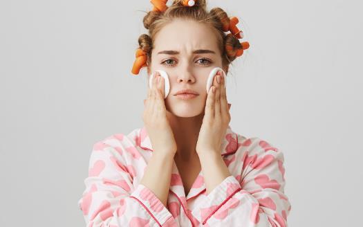 長閉合性粉刺的原因 擺脫閉合性粉刺煩惱的妙招 