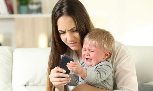 寶寶無緣無故總愛發脾氣 不同年齡段對癥下藥