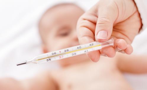 嬰兒感冒發(fā)燒退燒物理方法 嬰兒感冒發(fā)燒的護理措施