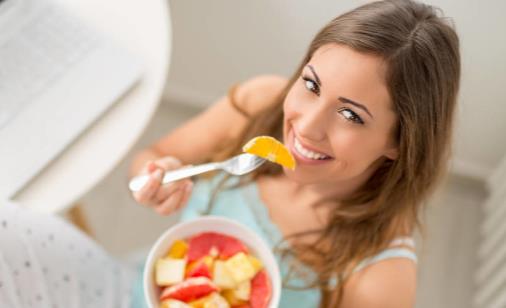 飯后犯困是腦供血不足嗎 飯后半小時是最佳養(yǎng)生時間