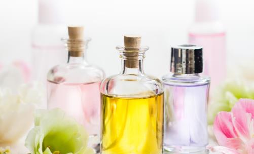 檀香精油的美容功效 檀香精油怎么護(hù)膚