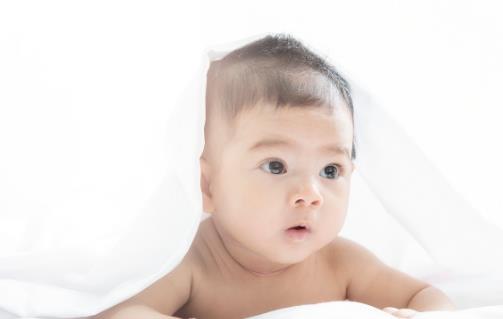 嬰兒總是便秘怎么辦 適當按摩寶寶腹部緩解寶寶便秘