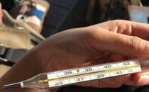 腎病綜合征小患者青島靜康中醫腎病醫院治療后病情改善