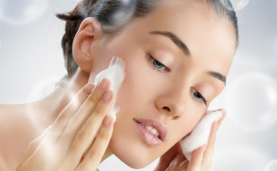 秋冬季節(jié)去除閉口粉刺有妙招 去除粉刺的食療方推薦