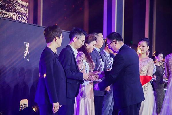 邢新教授、吳焱秋教授受邀出席2019新氧亞太年度醫美盛典