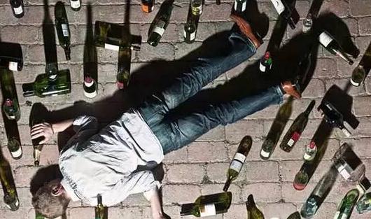 大酒傷肝 傷害遠不止于此大酒也能奪命