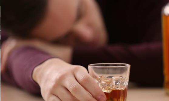酒喝多了難受怎么辦?教你3招,簡單實用,讓你快速醒酒,收藏了