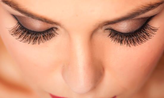 選對假睫毛 打造迷人亮眼