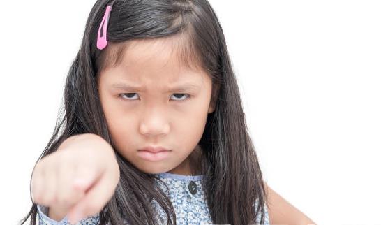 孩子們為什么會打人 做好這幾點秒治愛打人的孩子