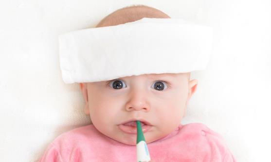 寶寶發燒先別急著吃退燒藥 寶寶發燒日常應對法則