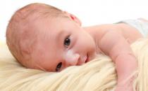 寶寶出現上火可能會有六個表現 寶寶上火護理的三大誤區