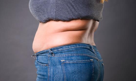 女性為什么會出現梨形身材 久坐姿勢不對易導致下半身粗壯