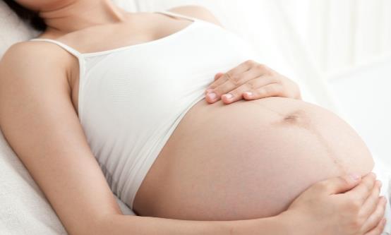 孕期皮膚黃是什么原因 推薦食物療法科學(xué)改善孕期黃皮困擾