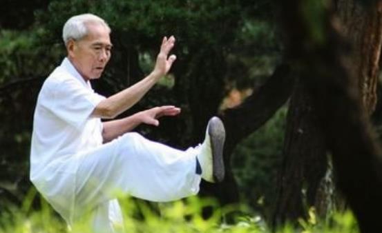 老人晨練方法 老年人晨練謹記6個注意事項