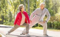 無系統訓練老年人更易造成肌肉損傷 需要留神這三方面