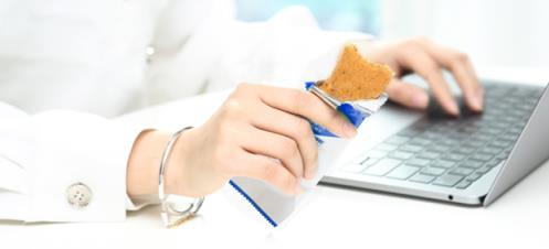 更懂營養(yǎng)的代餐棒！方特健一步搞定，給身體來個(gè)“大掃除”！