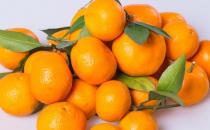 ?辦公室你需要這些小零食來(lái)提神 草莓能使人精力充沛