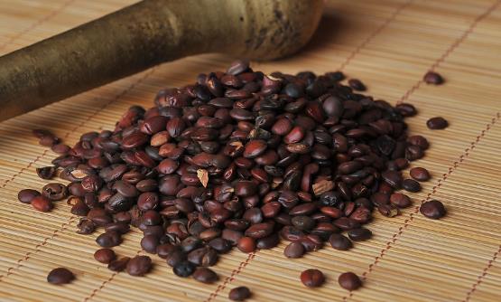 中藥用來熬湯改善睡眠 六款滋補養生的安神湯