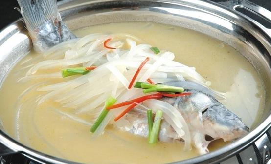 鯽魚能利水消腫益氣健脾 鯽魚雖好卻不是所有人都可以吃