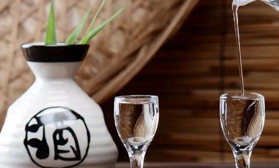 適量喝酒也能帶來益處 飲酒有助預防關節炎