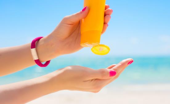 春季防曬必備4條小知識 春季防曬吃什么食物好