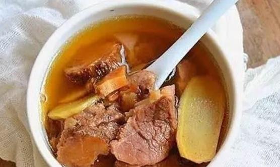 女性容易氣血不足手腳冰冷 推薦八種補氣血的食譜來調理