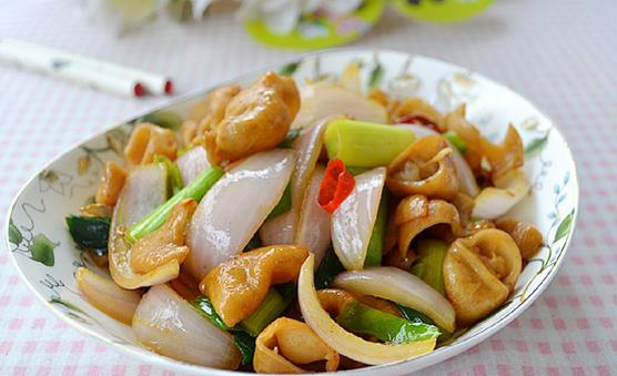 洋蔥中的營養成豐富 四種洋蔥的家常做法